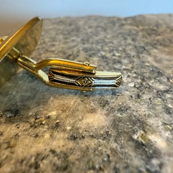 Gold and White Bull/Steer Head Design Cufflinks - Picture 6 of 8